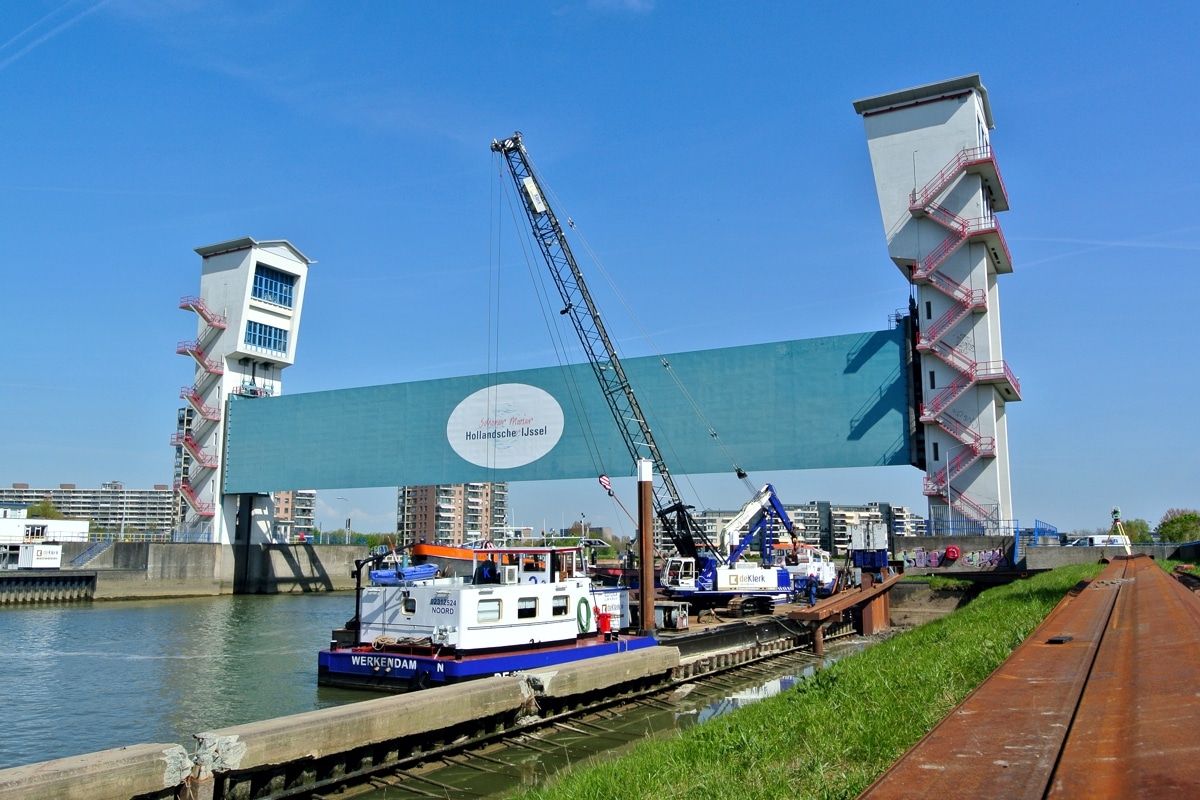 De Klerk Werkendam Grond Weg En Waterbouw