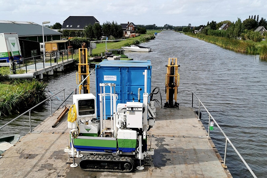 Grondig onderzoek door sonderen, boren én analyseren
