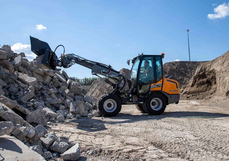 TOBROCO-GIANT INTRODUCEERT DE G2700 TELE HD(+) EN G2700E TELE 2