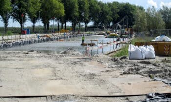 2014 Aanleg folieconstructie in den natte N421 te HoutenENT kopieren