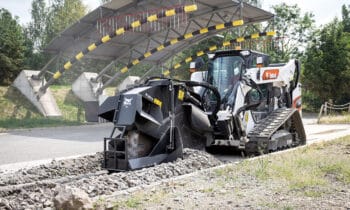 Bobcat T86 R series track loader 1