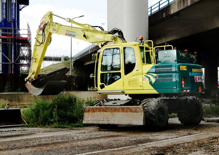 ETEC E160W asfalt opbreken