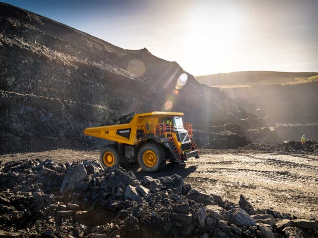 Volvo CE brengt 95 tons starre dumper op de wereldmarkt