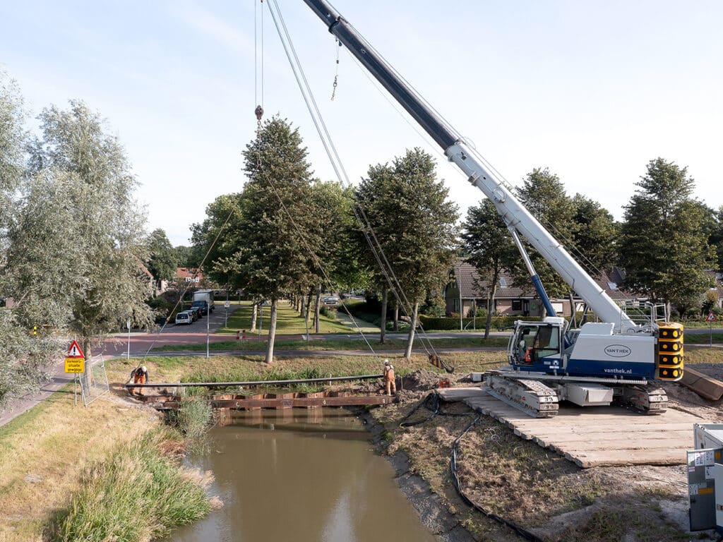 Sennebogen 673 gebr van t Hek Middenbeemster