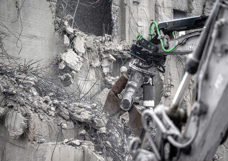 Graafmachine als een veelzijdige toolcarrier 2