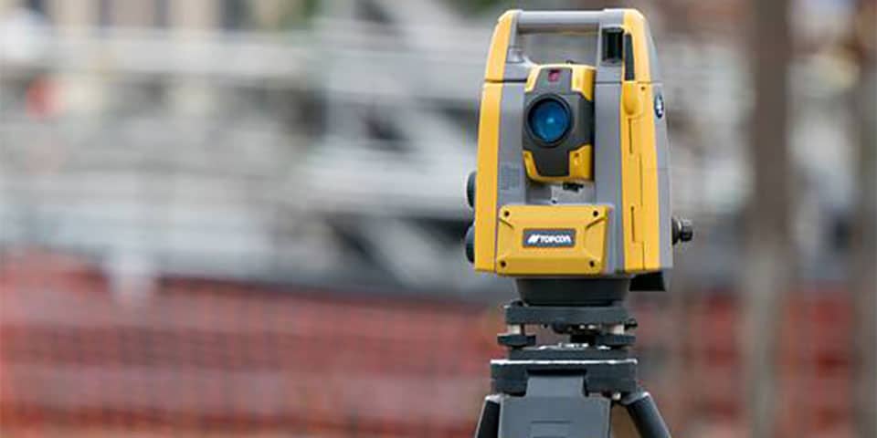 Nieuwe robotic total station van Topcon maakt veelzijdige workflows in landmeting en bouw mogelijk