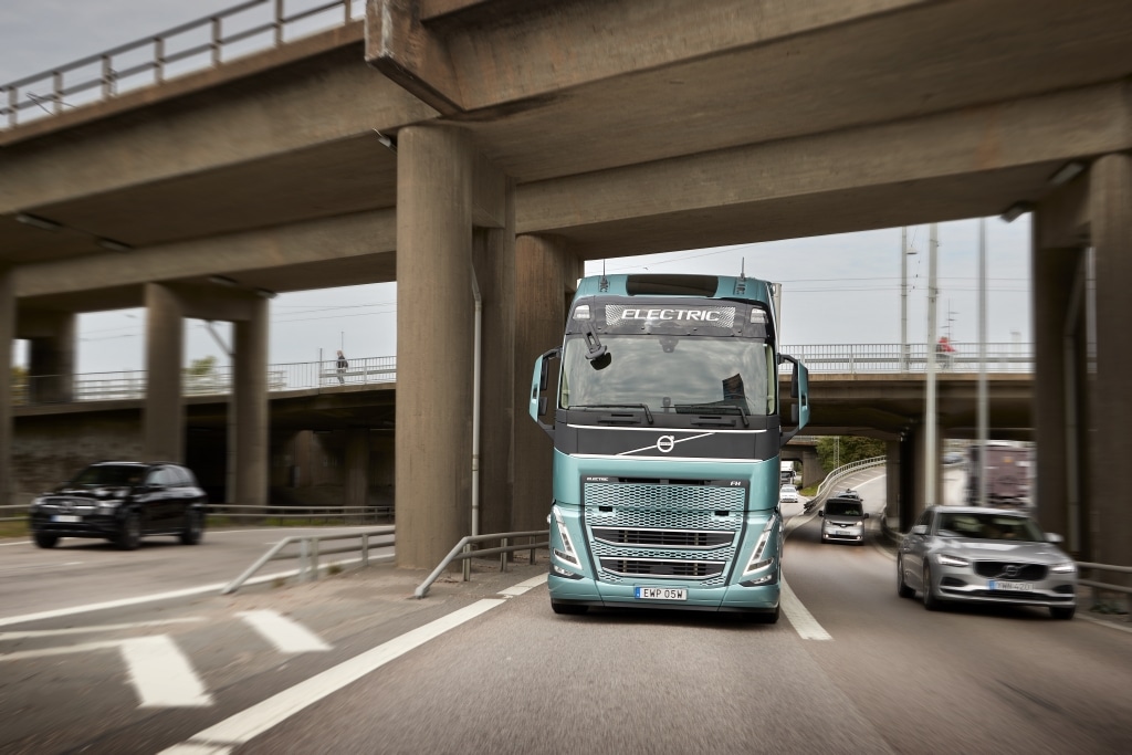 Volvo gaat 20 zware elektrische trucks leveren aan Amazon