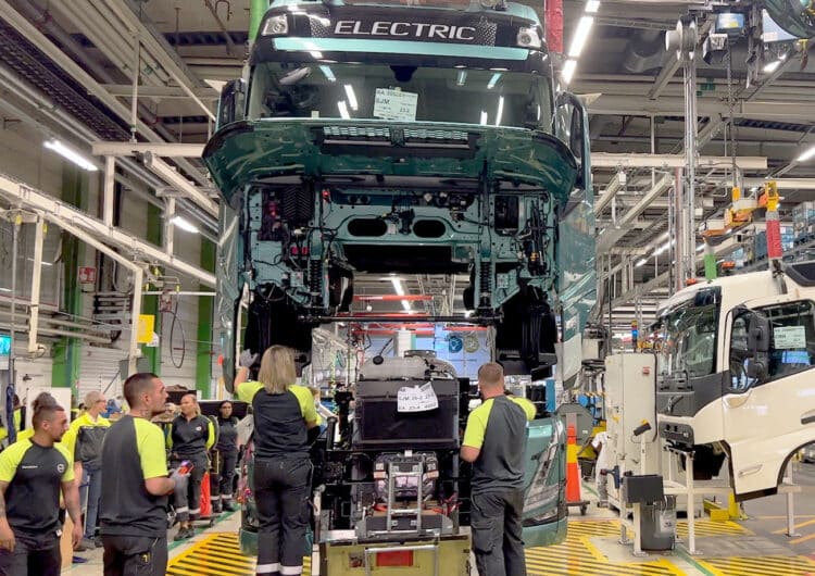 Doorbraak: Volvo Trucks start serieproductie zware elektrische trucks 2