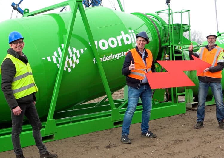 Voorbij FT Mulder Overdracht elektrische betonmixer kopieren