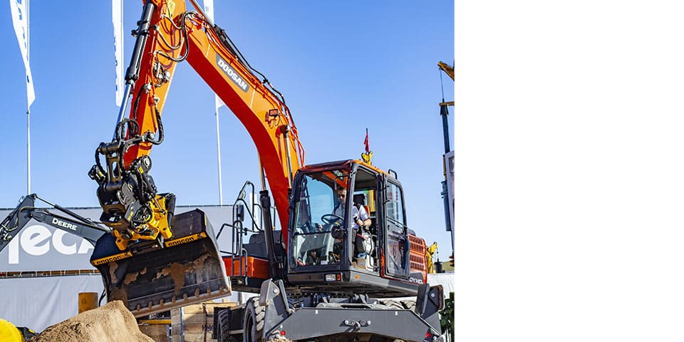 conexpo_engcon_demo_martin-engstromeb946e81087370e1f30f1b2a9f880457a84b274d7d87270d454147758cfbfd68-kopieren