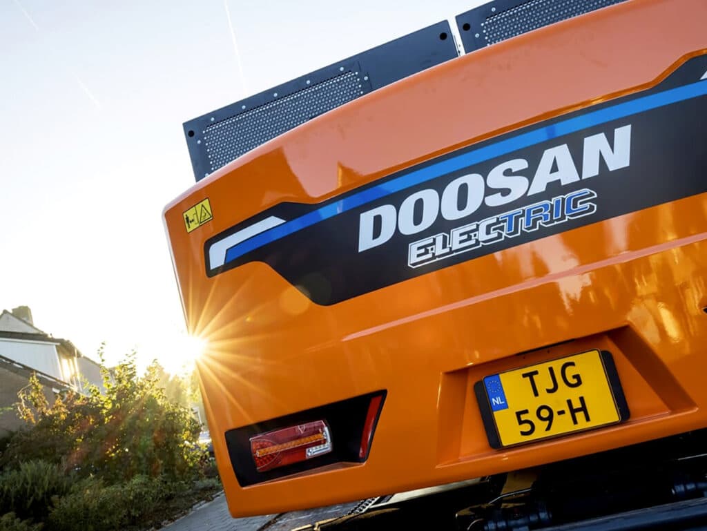 dx 165 electric