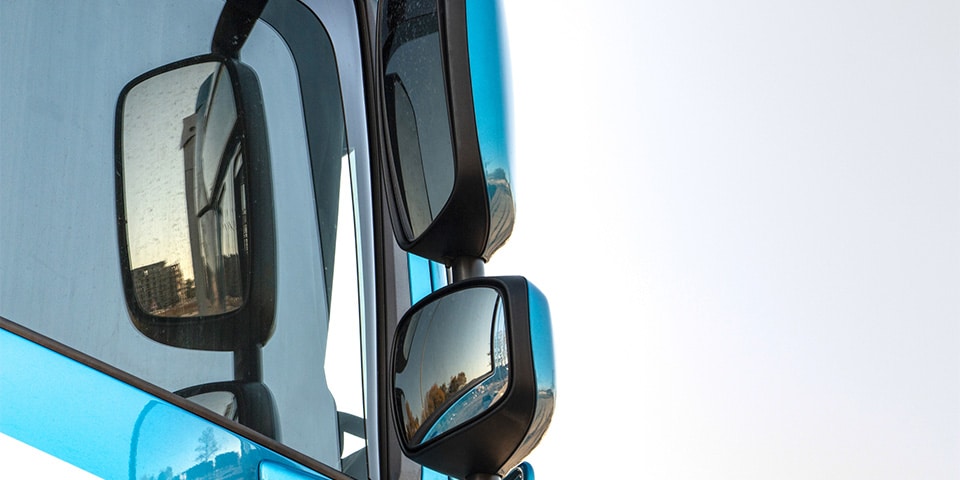improving vehicle safety on road and on site kopieren
