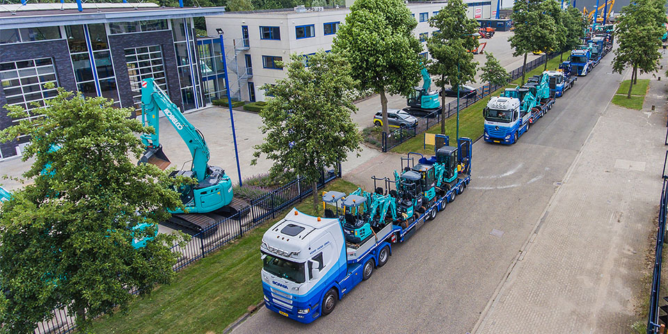 Sijperda Verhuur neemt 24 machines in ontvangst!