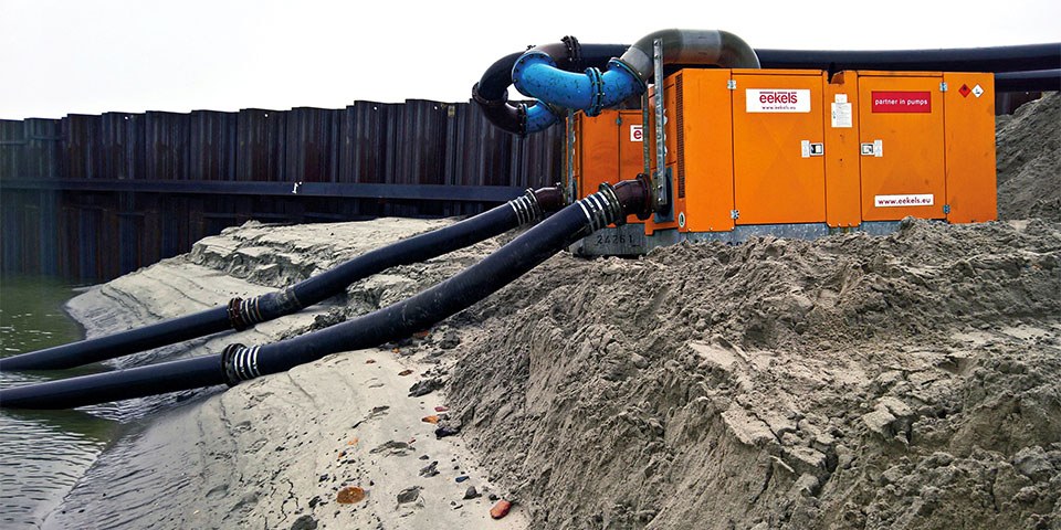 De droogte te lijf met tijdelijke pompinstallaties