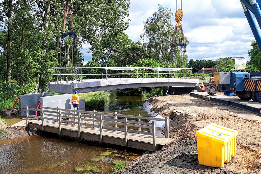 Jansen Sqape geopolymer 100� recycled aggregates bridge N69