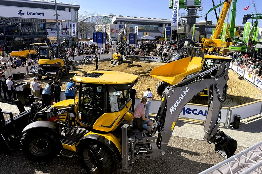Mecalac demo show