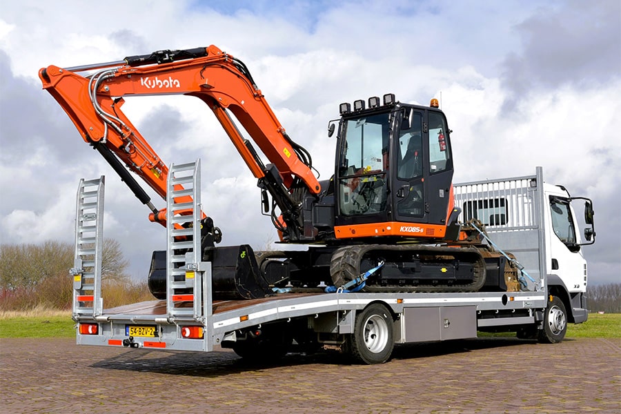 Drive-up XB 16 68 with Kubota KX 085 5 ra
