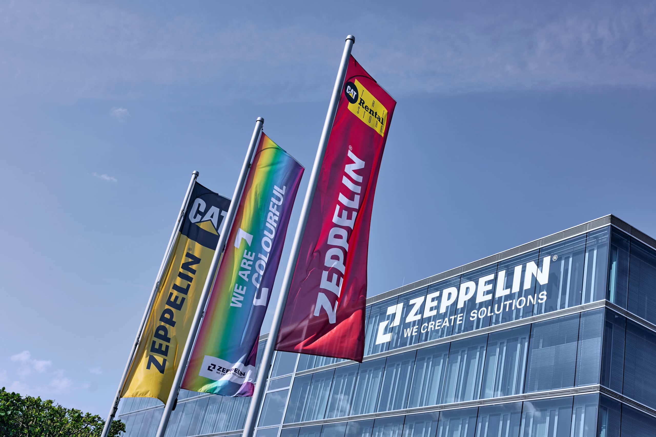 Zeppelin Group 02 Low scaled
