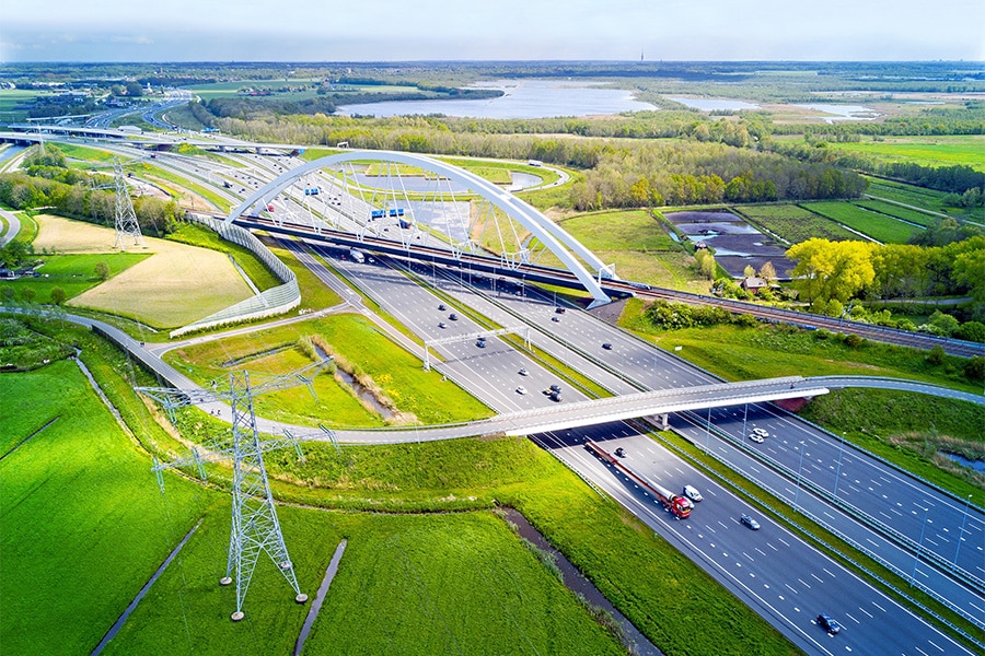 Hoofdbeeld artikel ICT Group GWW juli