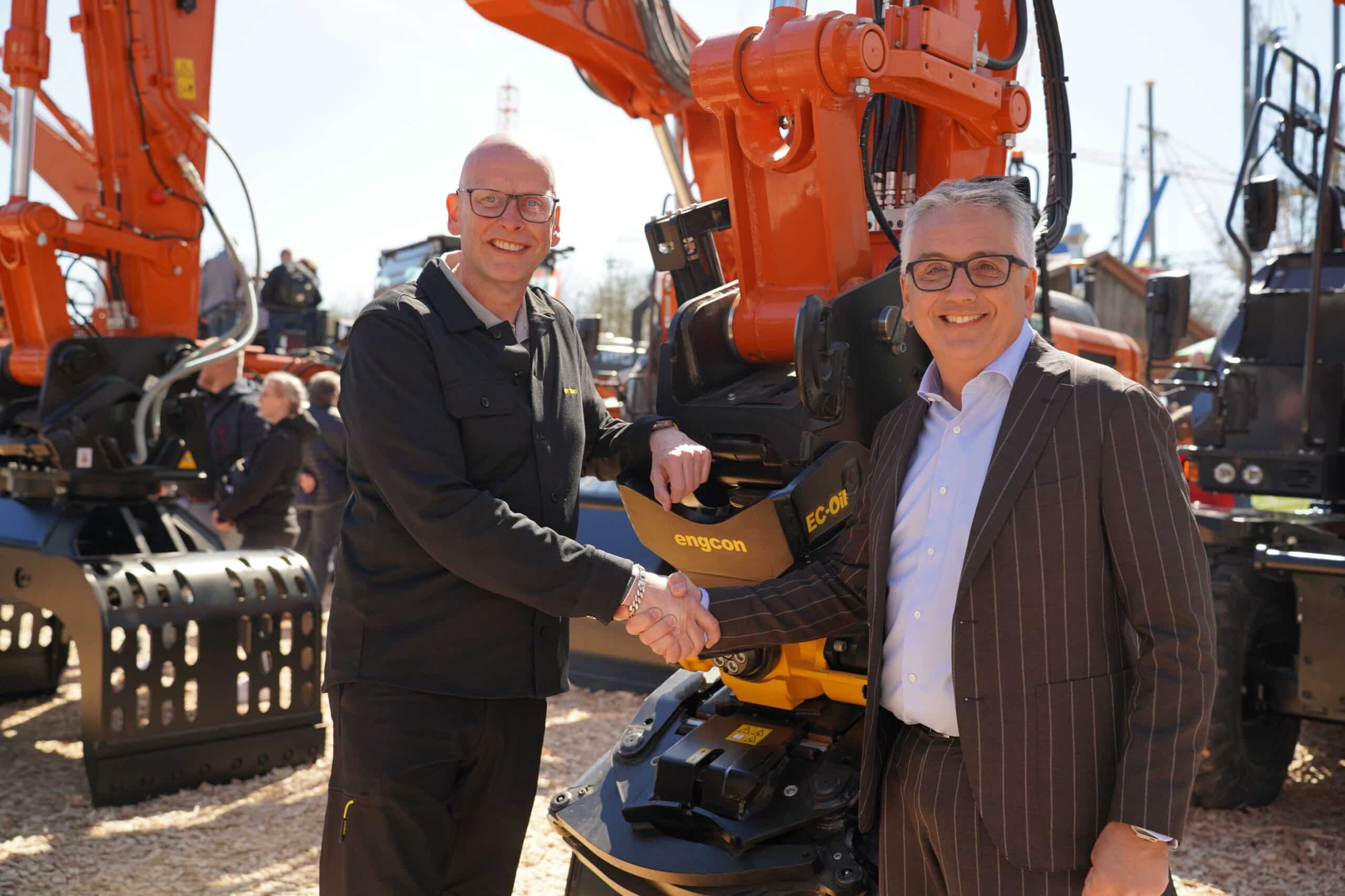 engcon Hitachi scaled