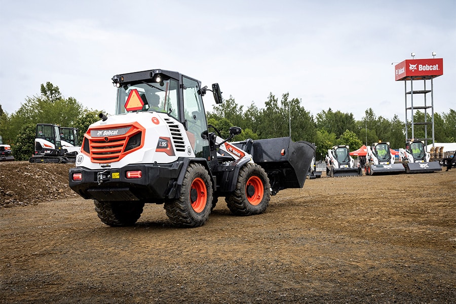 Eerste kennismaking met de nieuwe 1- en 2-tons graafmachines 1