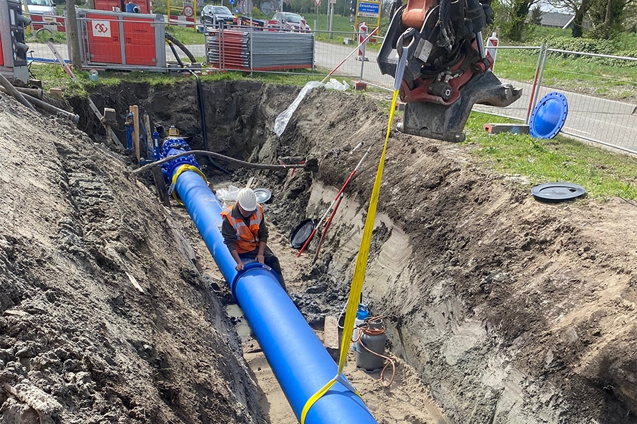 Duurzaamste gietijzeren drinkwatertransportleiding van Nederland aangelegd in Zevenhuizen 4