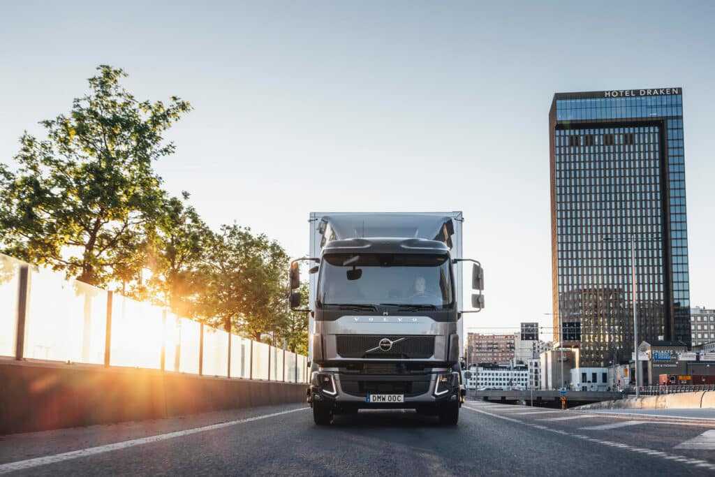 Volvo Trucks expands safety system Driver Alert Support with eye movement camera 2