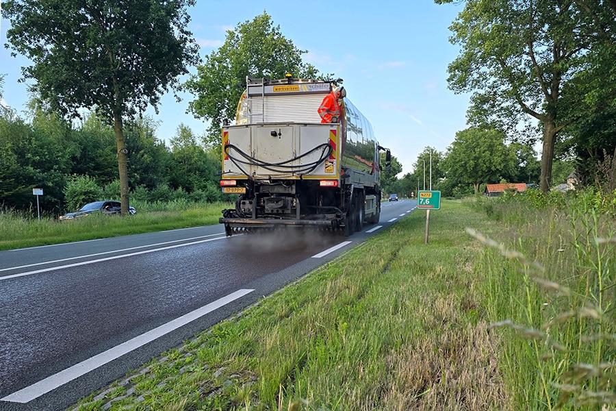 Preventive maintenance of asphalt overlays 3