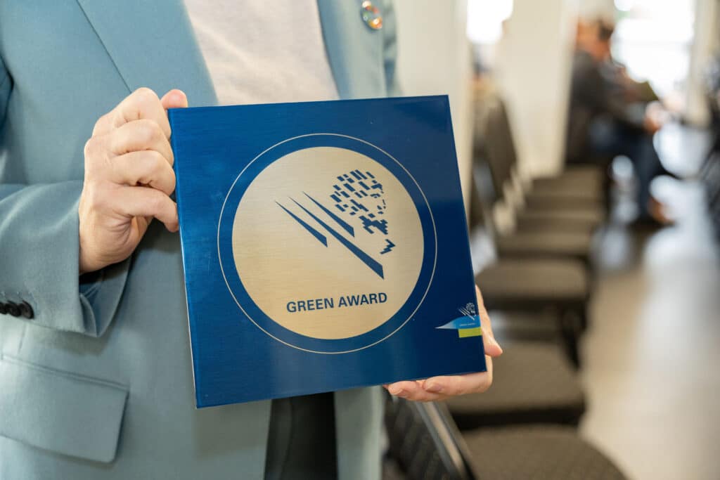 Nederlands eerste volledig Zero Emission draadkraanschip is een feit 