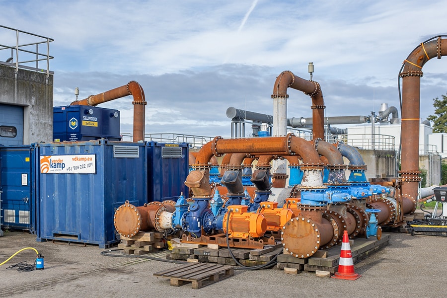 Vanderkamp during the renovation of AWZI Almere 1