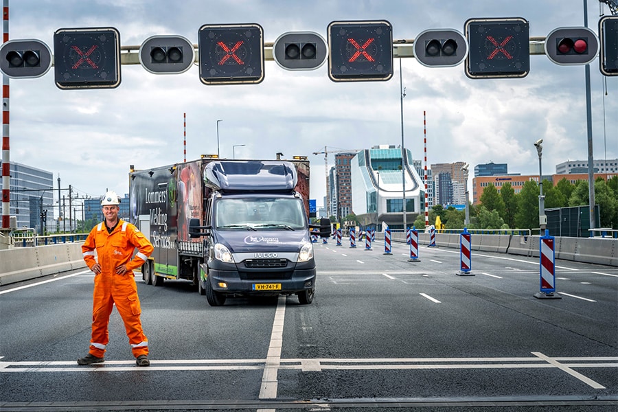 ‘Wij lassen niet alleen – we lossen uitdagingen op’ 1