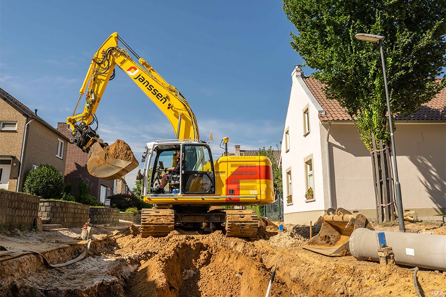 Always have GPS reception with Trimble ProPoint™, even in challenging environments  2