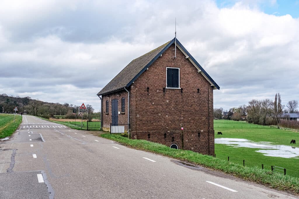 Area development Grebbedijk: a comprehensive project with national priority 2