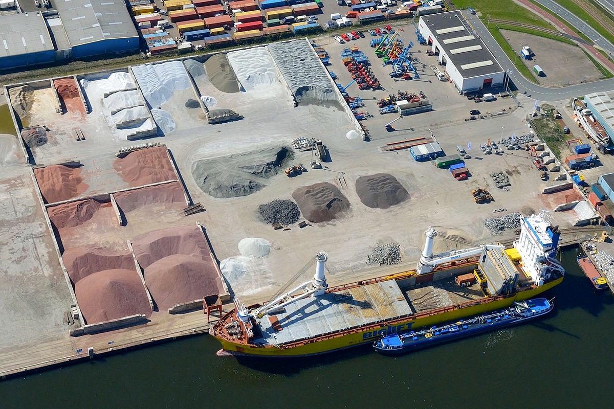 High-quality raw materials for bank and soil protection 28