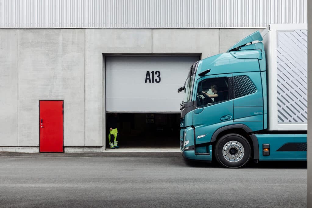 Volvo Trucks behaalt maximale score van vijf sterren met regionale distributietrucks in Euro NCAP‑veiligheidstest  2
