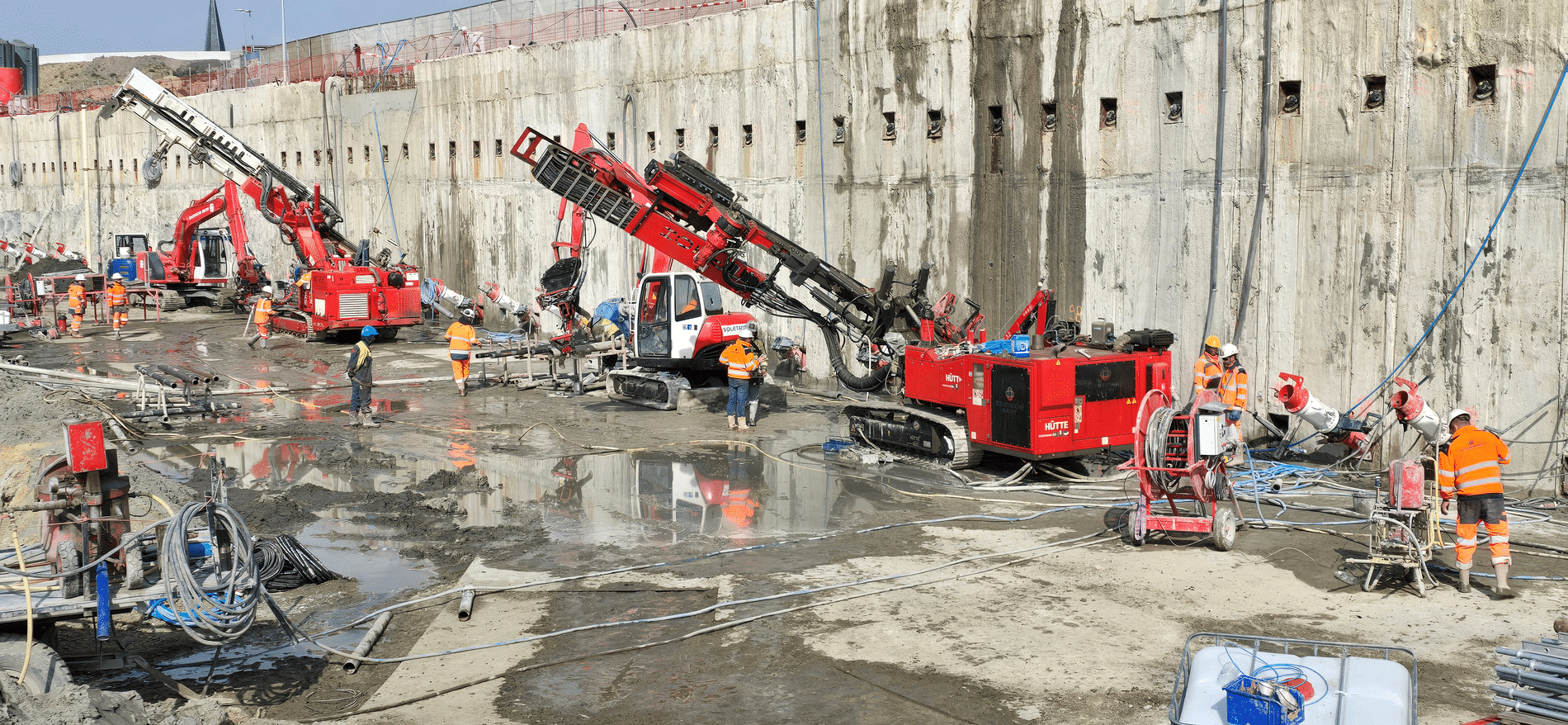 Louwers Mediagroep - Grond/Weg/Waterbouw Nederland