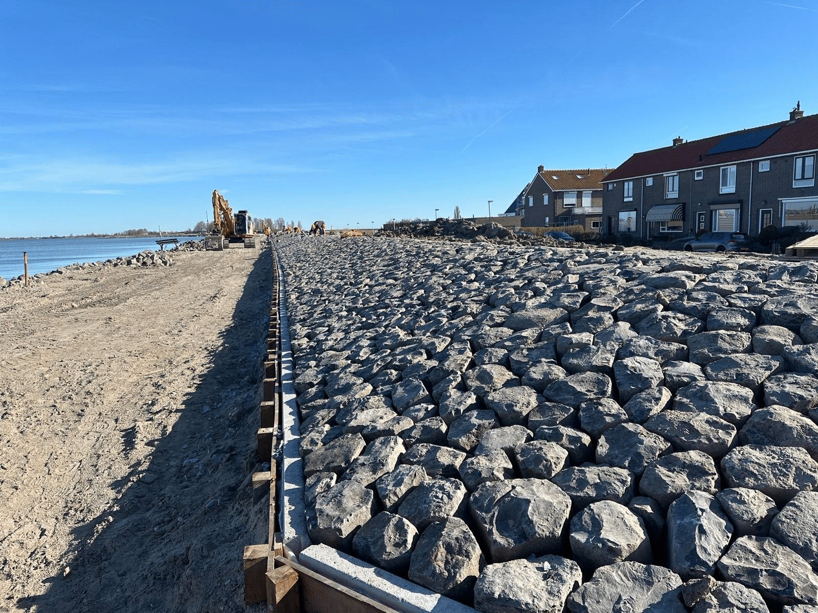 Crafts on the Dike 1