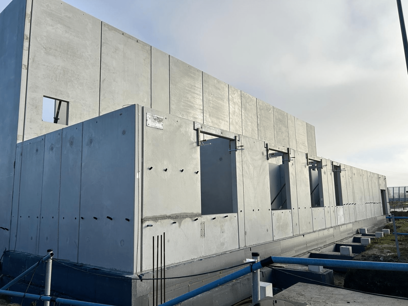 From Cable Trough to Slab Wall 4