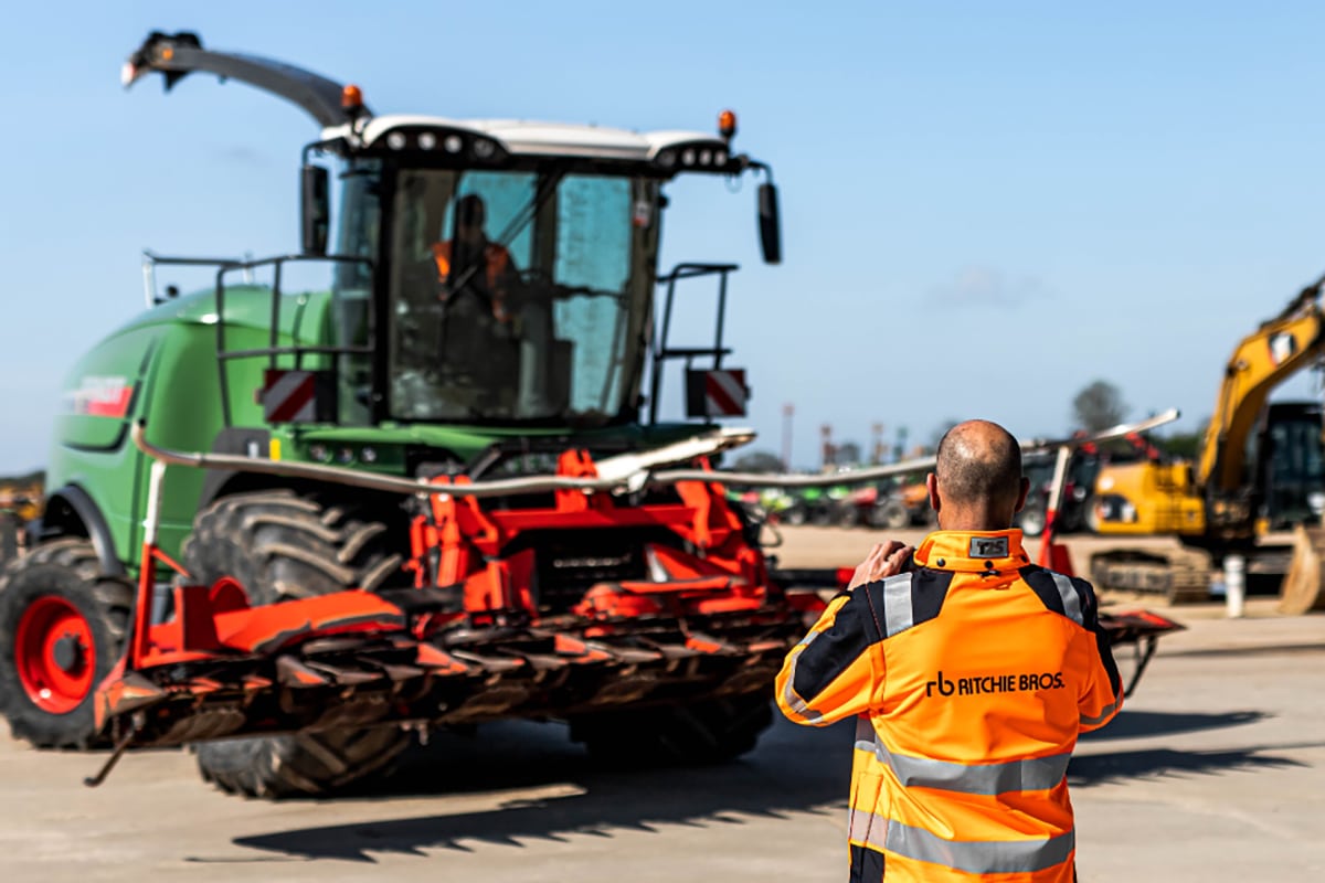 Naarmate het volume van veilingen stijgt, stelt Ritchie Bros. dat lokale expertise ervoor zorgt dat een marktplaats een partner wordt 5
